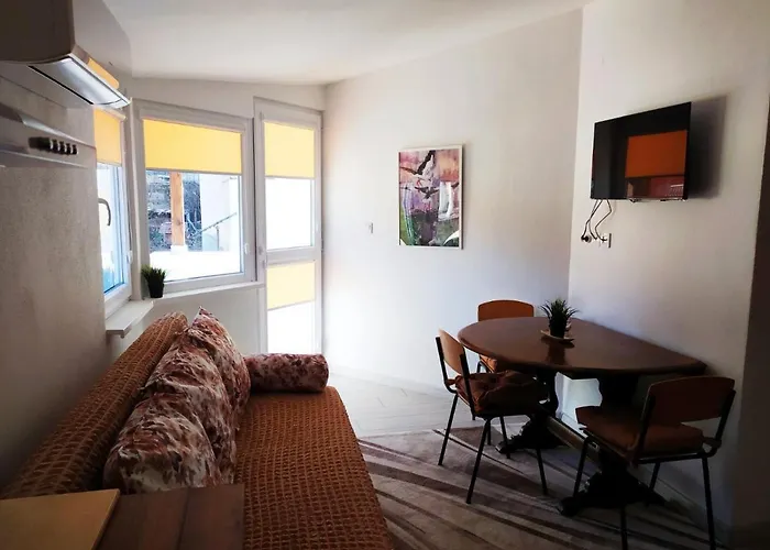 дом за гости осогово *